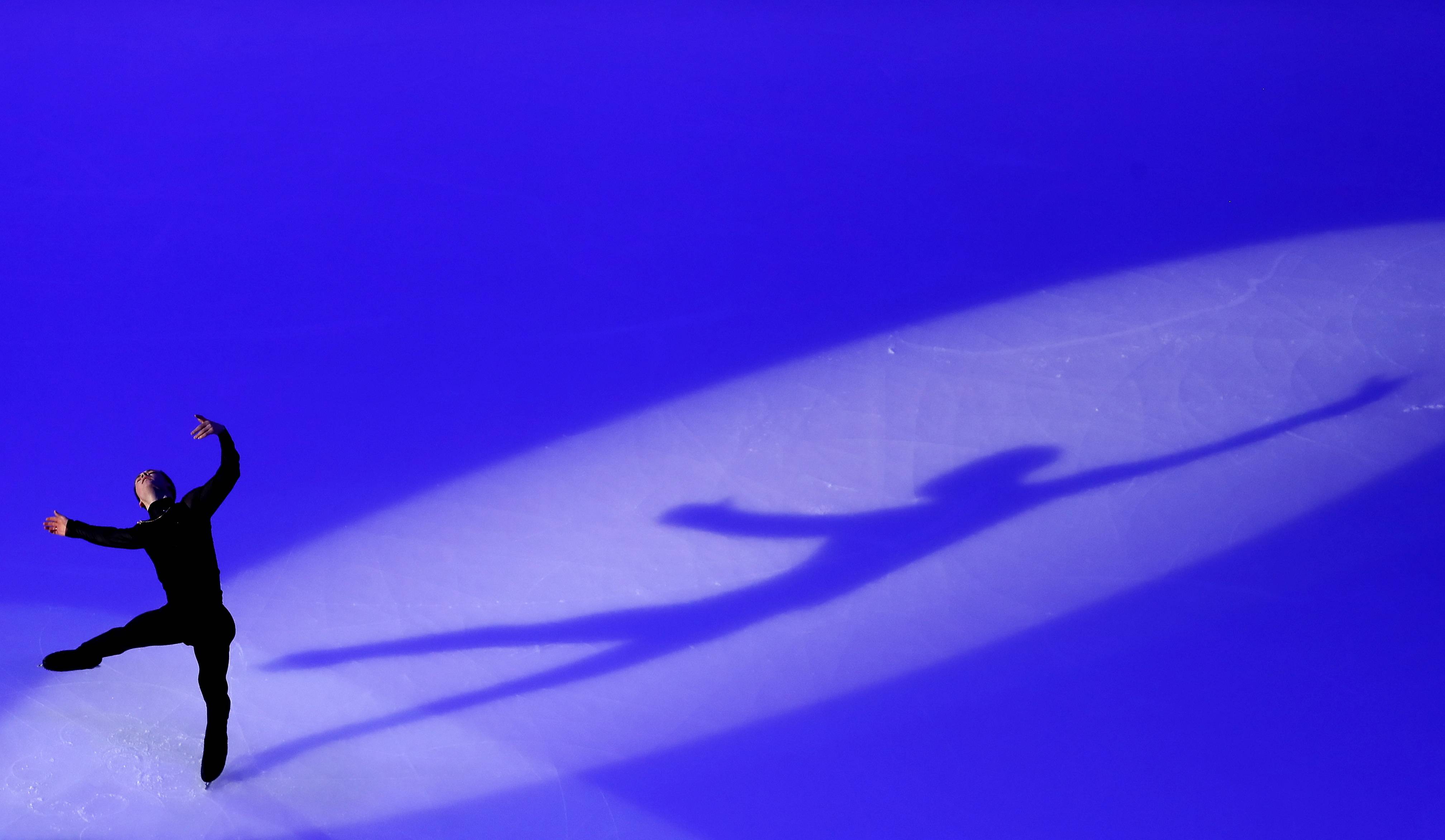 重庆台球杆(智造?集群，永川行 | 走进重庆台正精密机械生产线，欢迎收看)-华海博客