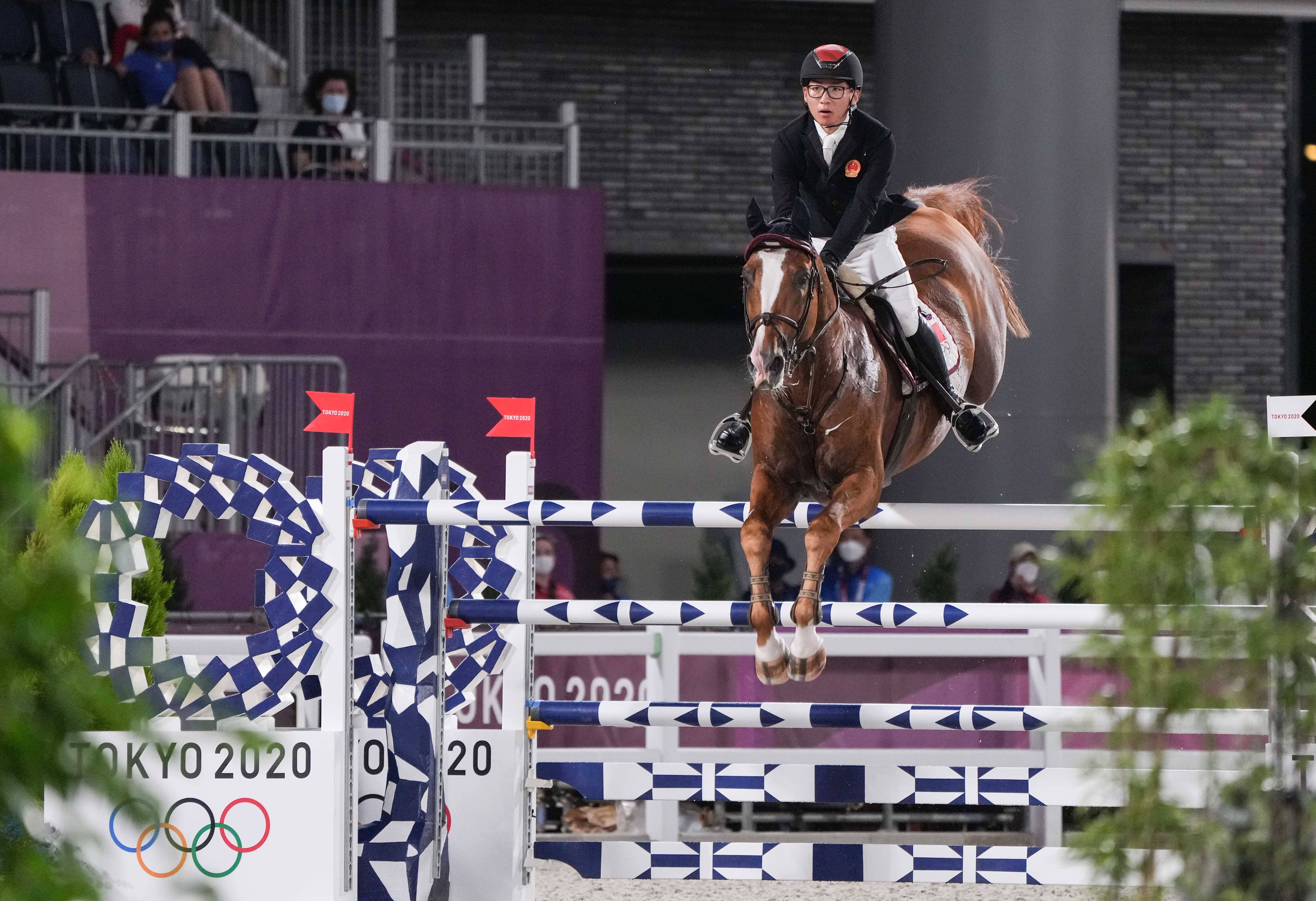 琼海市排球(大路镇队喜获冠军 琼海六人制男子沙滩排球赛落幕)-华海博客