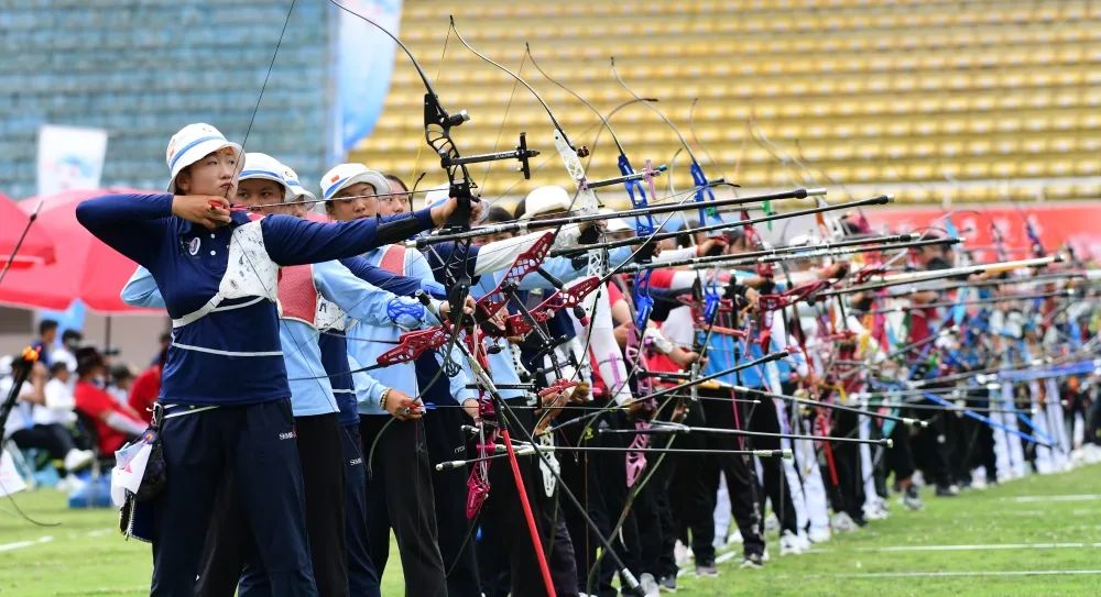 教会篮球队(福建船政交通职业学院：校园篮球赛掀起体育锻炼热潮)-华海博客