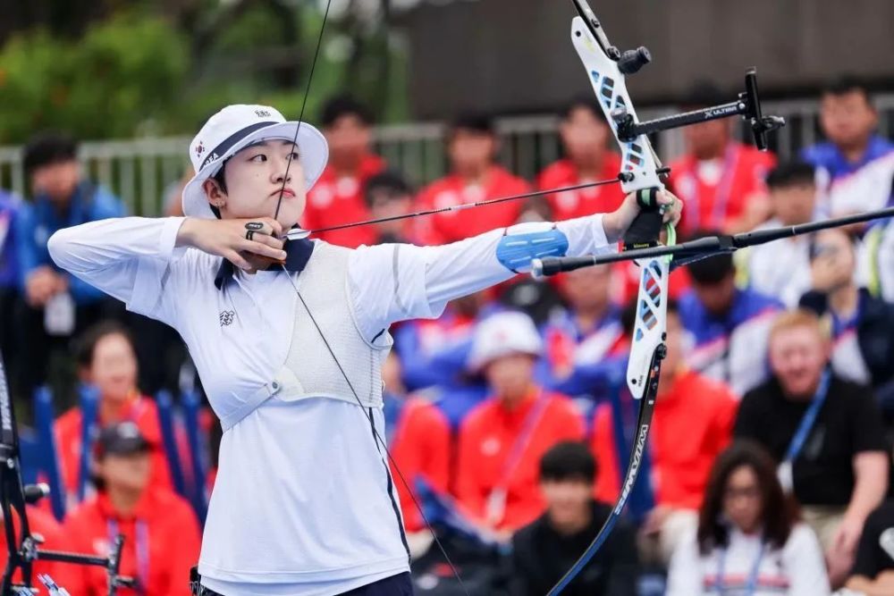 潮流棒球服(美式复古风又回潮，你与潮人的距离，只差一件“棒球服”)-华海博客