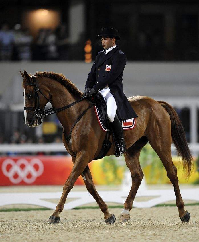 手工制作排球(江苏泗阳王码村的小康“密码”：手工缝制足球销往世界各地)-华海博客