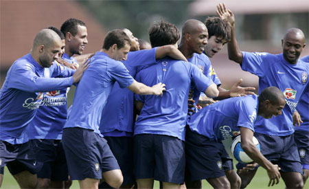 企鹅直播排球(企鹅直播U21女排世锦赛，中国对阵塞尔维亚)-华海博客