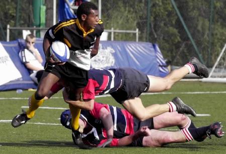 棒球帽小哥(白衣小哥获2万奖金！央视再次怒赞其好样的！网友：给20万不为过)-华海博客