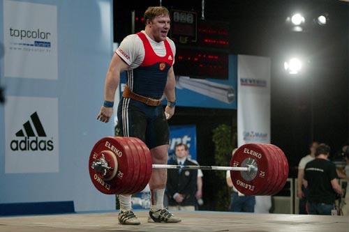 高尔夫宴会(特朗普高尔夫俱乐部宴会被曝致多人感染新冠病毒)-华海博客